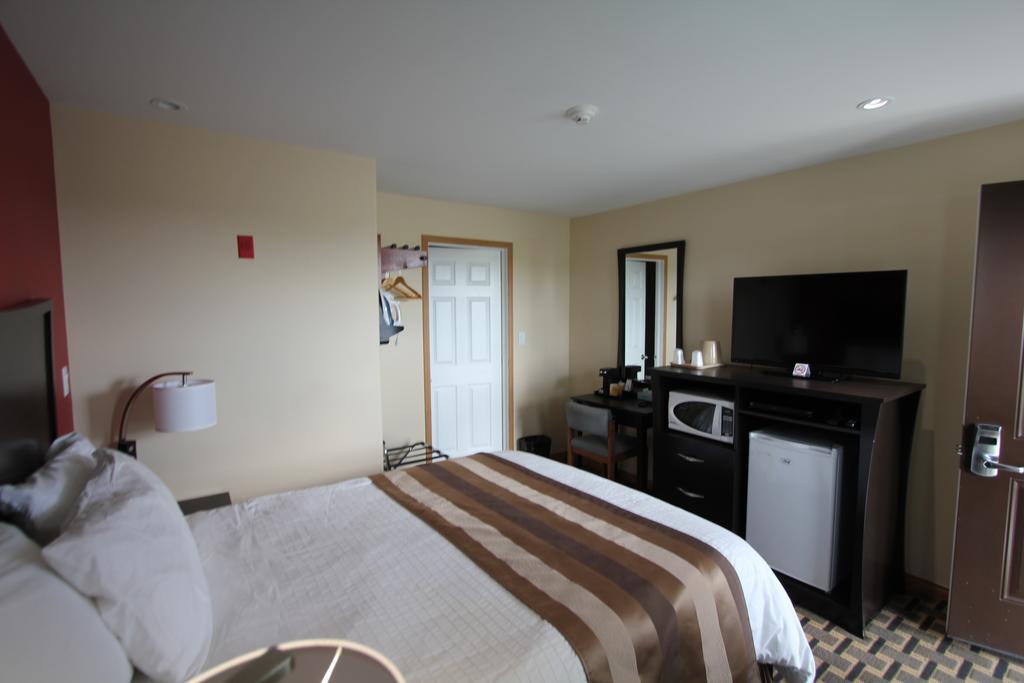 Masterson'S Motel ナパニー 部屋 写真